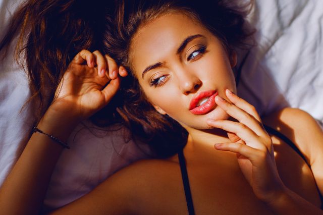 6 Maneras de explorar tu sensualidad como mujer