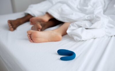 ¿Cómo introducir juguetes sexuales en tu vida de pareja?